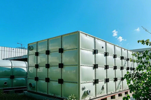 洛陽清洗玻璃鋼材質保溫水箱的頻率是多少比較合適？