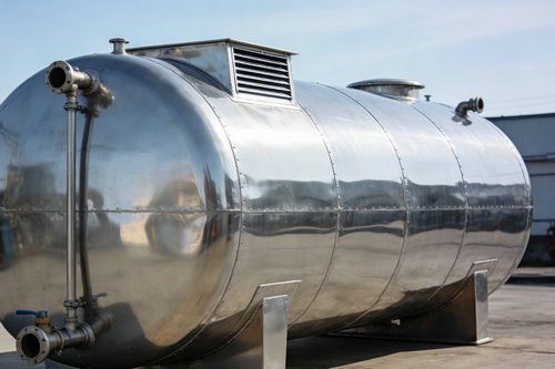 洛陽不同材質(zhì)的不銹鋼水箱優(yōu)缺點(diǎn)是什么？